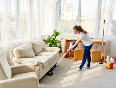 Get Out from Unwanted Carpet Stain? 5 Reasons to Get Carpet Cleaning Service